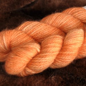 laine angora anglais sport citrouille de La Dame aux angoras artisane fileuse québécoise